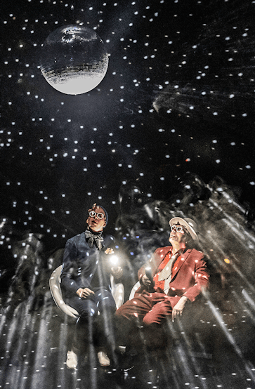 ....og i verdsrommet.